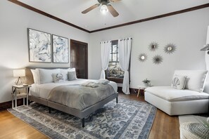 4 bedrooms, desk, iron/ironing board, travel crib - NEW! Southern Retreat w/Pool, BBQ & Game Room (Birmingham)