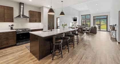 Unit 4 - Villa at Boulder Canyon Golf Course