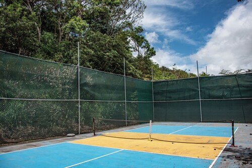 Charming 2-bedroom condo with WiFi, AC in marvelous Lake Arenal.