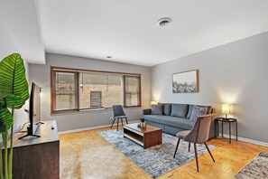 Standard Apartment, 2 Bedrooms, Non Smoking | Living area | Flat-screen TV