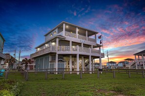 Exterior - Sea It All | Beachfront | 2 King Primary's (Crystal Beach)
