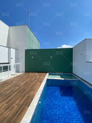 Pool - Itaguá - Swimming pool - Balcony Grill (Itaguá Ubatuba)