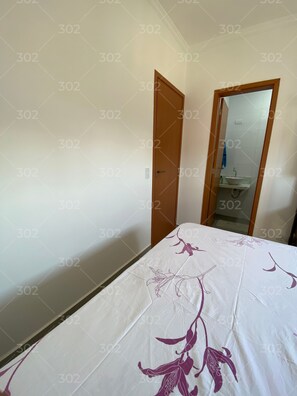 2 makuuhuonetta, silitysrauta/-lauta, Wi-Fi