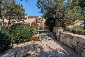Villa, 2 Bedrooms, Balcony | Property grounds - Baja Sardinia - Cala dei Ginepri, Villa 80m From the Beach (Arzachena)