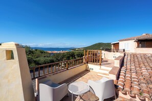 Vila, 2 kamar tidur, balkon | Balkon