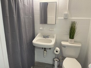 Towels, toilet paper