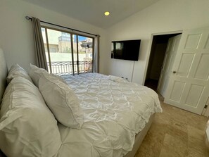 3 bedrooms, desk, iron/ironing board, WiFi - Beautiful 3 Bdrm House With Pool (Cabo San Lucas)