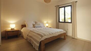 2 dormitorios, Internet, ropa de cama