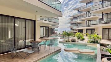 Alberca al aire libre