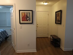 2 sovrum, strykjärn/strykbräda, wi-fi och sängkläder