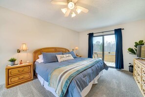 2 bedrooms, iron/ironing board, free WiFi, bed sheets - Trout Creek Resort Condo - 1 Mi to Nubs Nob! (Harbor Springs)