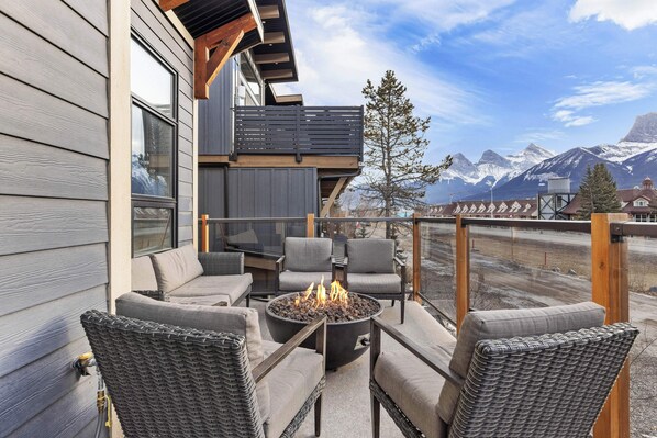 Townhome, Mountain View | Terrace/patio - Township by Canmore Premier (Canmore)