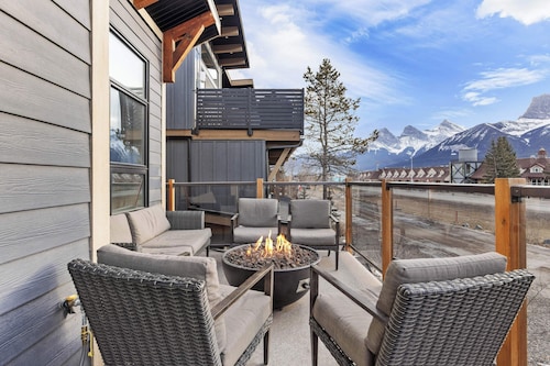 Township by Canmore Premier