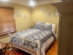 3 bedrooms, WiFi, bed sheets