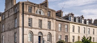 Georgian Park View Apartment