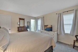 4 Schlafzimmer, Bügeleisen/Bügelbrett, WLAN, Bettwäsche