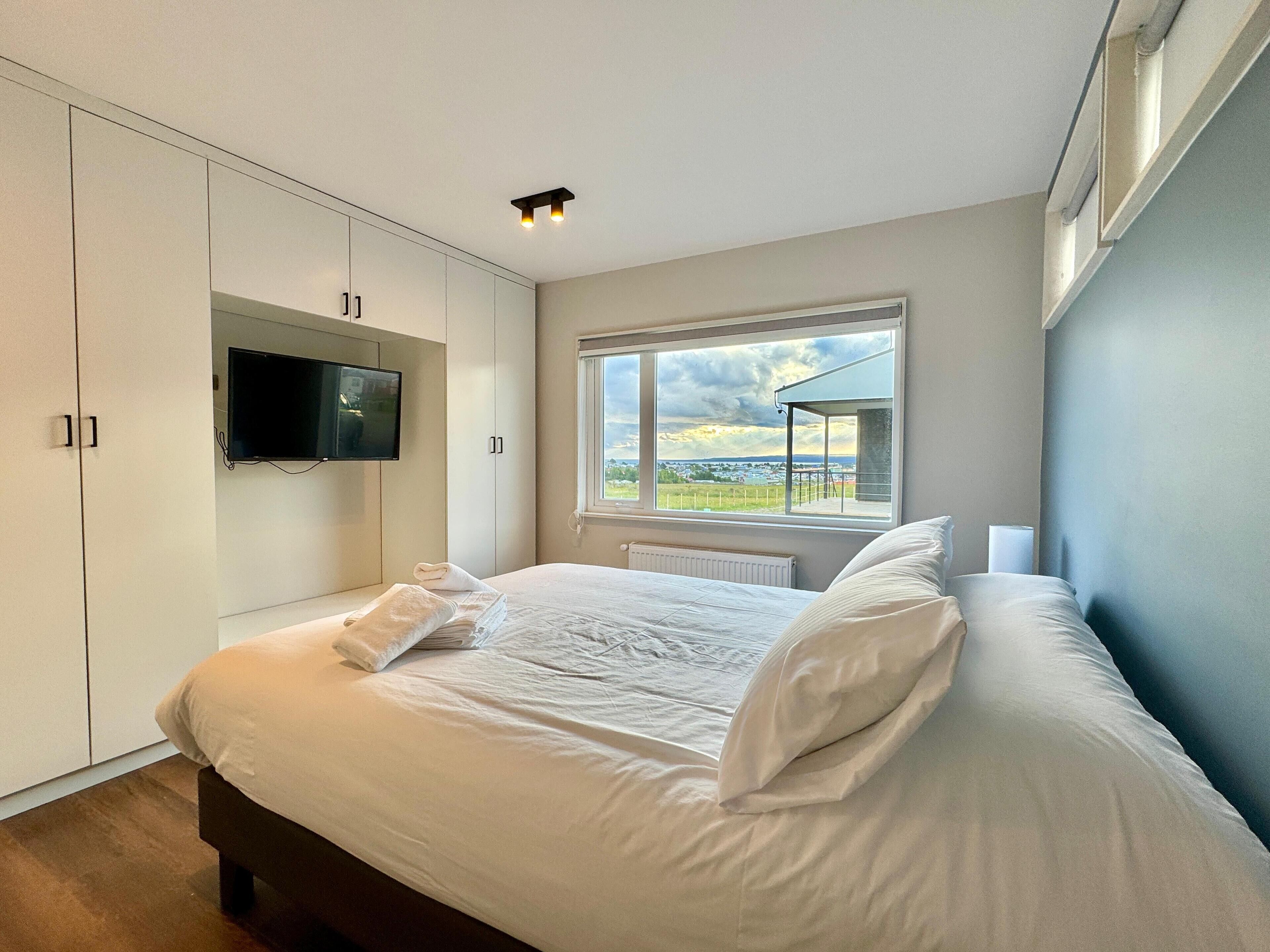2 chambres, fer et planche à repasser, Wi-Fi gratuit, draps fournis