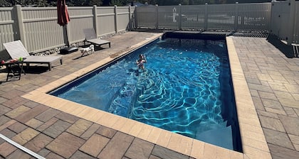 Oakmont 5-bedroom house, 1-2 min walk to US Open 2025 Golf Course entrance