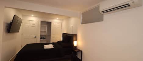 1 chambre, fer et planche à repasser, lit parapluie, Wi-Fi gratuit