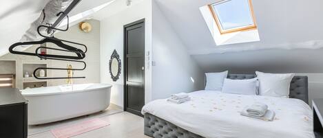 1 chambre, fer et planche à repasser, Wi-Fi, draps fournis