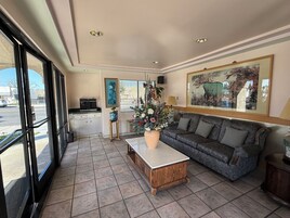 Sala de estar en el lobby