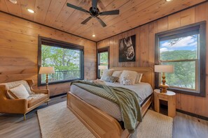 5 bedrooms, iron/ironing board, free WiFi, bed sheets