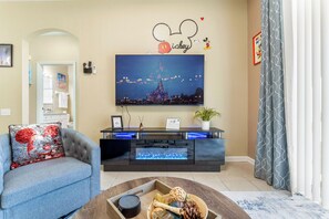 スマートテレビ、暖炉