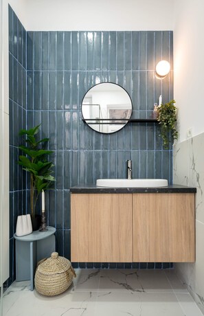Comfort Apartment, 2 Bedrooms | Bathroom - Contemporary Aparthotel 2-BR Flats Near Old Town, Quiet & Serene (Bucharest)