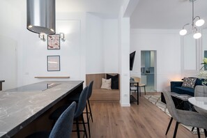 Comfort Apartment, 2 Bedrooms | Living area