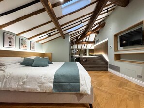 5 bedrooms, WiFi, bed sheets - Intera Villa con SPA (BASSANO ROMANO)