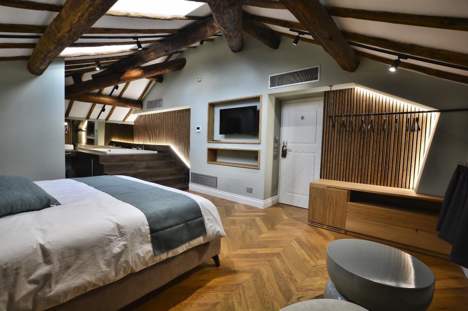 5 Schlafzimmer, WLAN, Bettwäsche