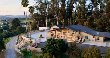Spacious 5-bedroom house with a peaceful view in Arroyo Grande