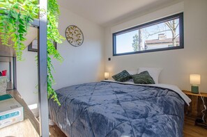 2 Schlafzimmer, Reisekinderbett, kostenloses WLAN