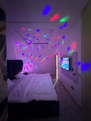 2 bedrooms