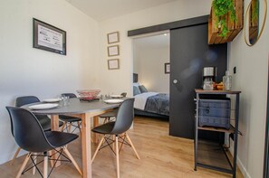 Dining - Pinot Blanc - ARSONVAL (ARSONVAL)