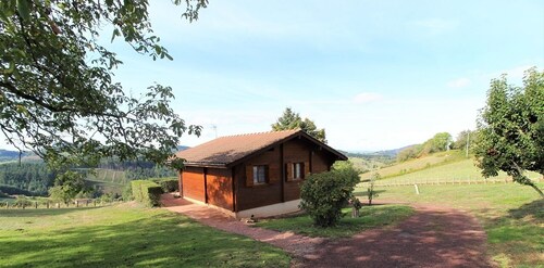 Les Volets Jaunes - SAINT-CLEMENT-DE-VERS