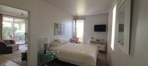 1 chambre, fer et planche à repasser, Wi-Fi, draps fournis