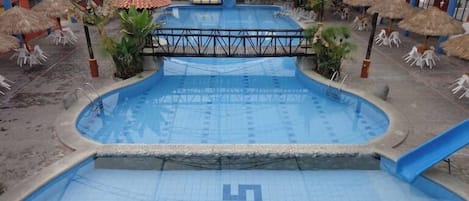 Piscina de natación o entrenamiento