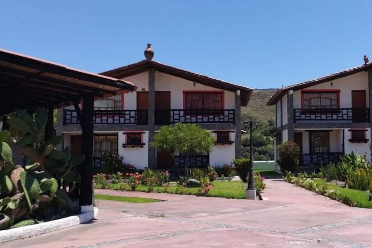Classic Triple Room, Mountain View | 1 bedroom, laptop workspace, free WiFi
