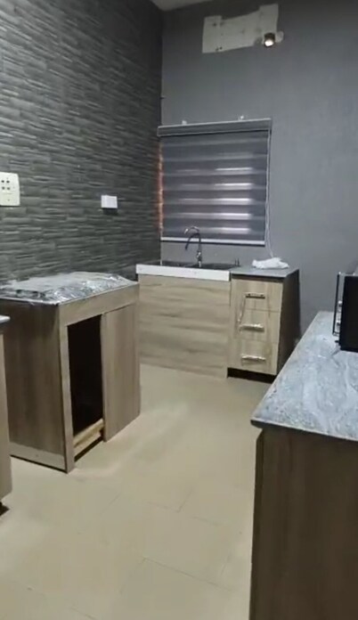 Chic 2-bedroom apartment with AC, WiFi in amazing Abuja