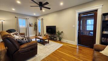 Fernseher, DVD-Player