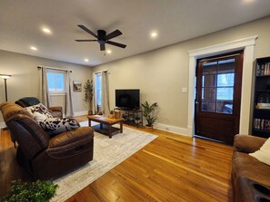 Fernseher, DVD-Player