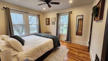 4 Schlafzimmer, Bügeleisen/Bügelbrett, WLAN, Bettwäsche