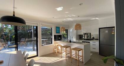 SUNDANCE ON THE JETTY