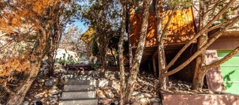 Brookside Bliss Centrally Located!