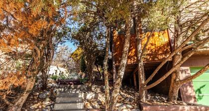 Brookside Bliss Centrally Located!