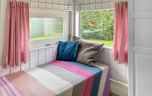 3 bedrooms, iron/ironing board, free WiFi - 3 bedroom gorgeous home in Hornbæk (Hornbæk)