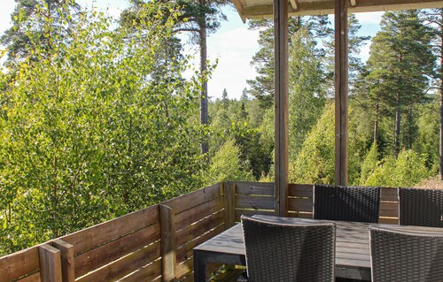 Skogsrostugan Forest Cottage