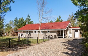 Exterior - Stunning home in Hurup Thy with sauna (Hurup Thy)