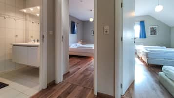 4 slaapkamers, reisbedje, gratis wifi